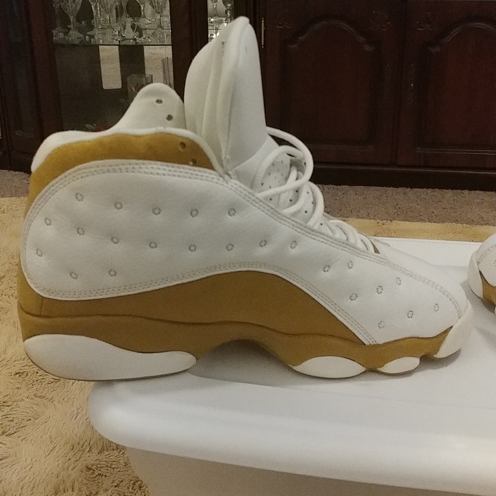 Jordan Retro 13 Wheats 2004 - Picture 8 of 11